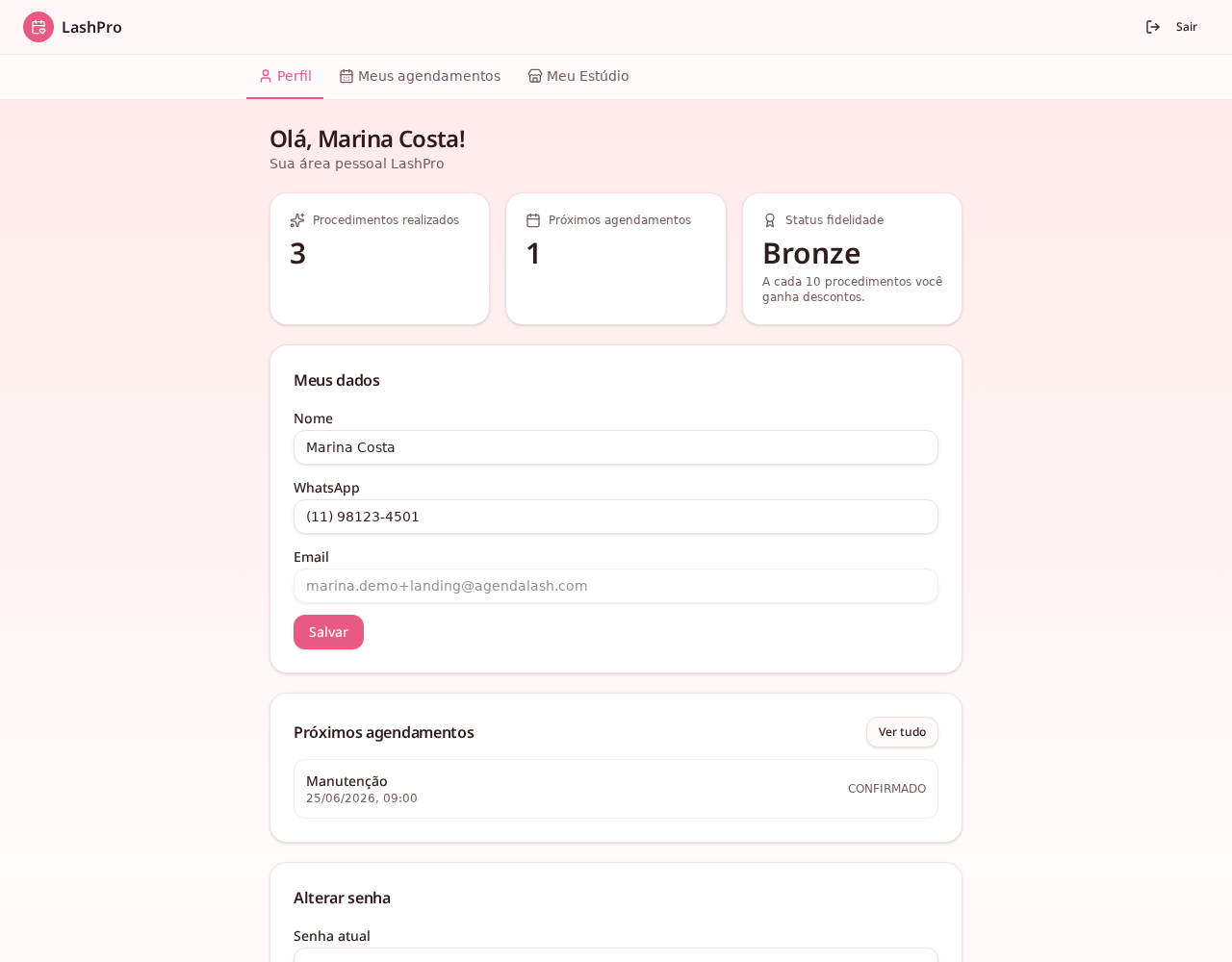 Área da cliente no AgendaLash com próximos agendamentos, histórico e perfil